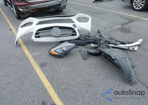 2015 Mercedes-Benz C 300 4Matic из США, поврежденный, VIN 55SWF4KB8FU087640